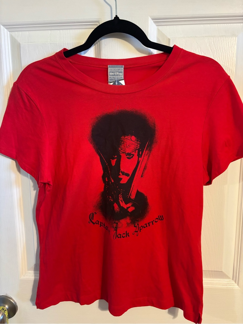 😍NWT Disney Captain Jack Sparrow Graphic Tee - Womens SZ Small